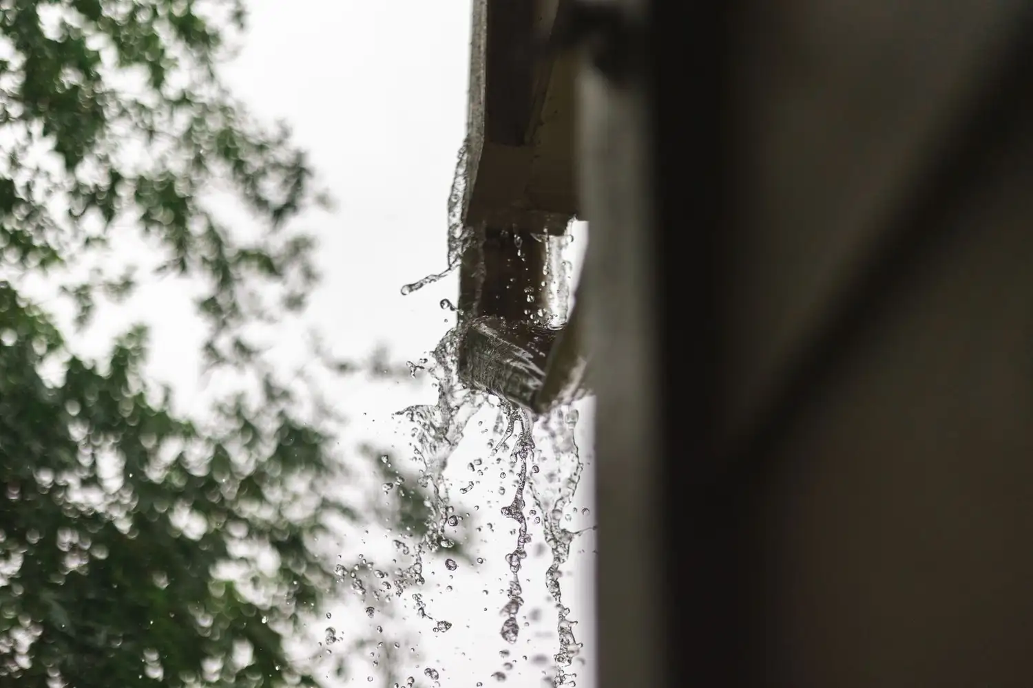Gutter Cleaning, Flush & Repair in Central Maryland